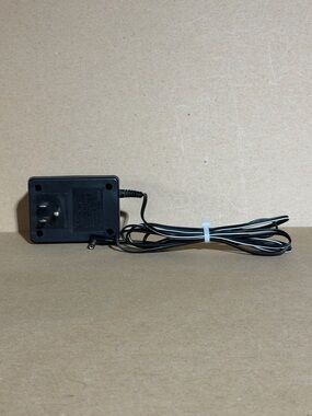 OEM Uniden AD-630U AC Adapter Power Supply 13.8V 700mA Charger